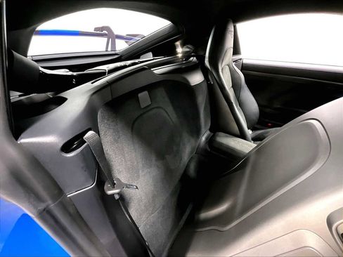 Used 2024 Porsche 718 Cayman GT4 RS image 29