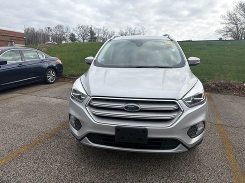 Used 2019 Ford Escape Titanium image 6