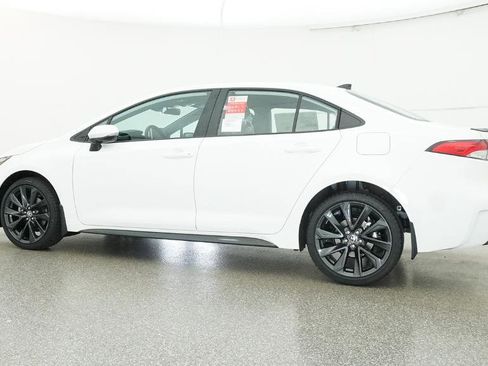 New 2026 Toyota Corolla SE image 34