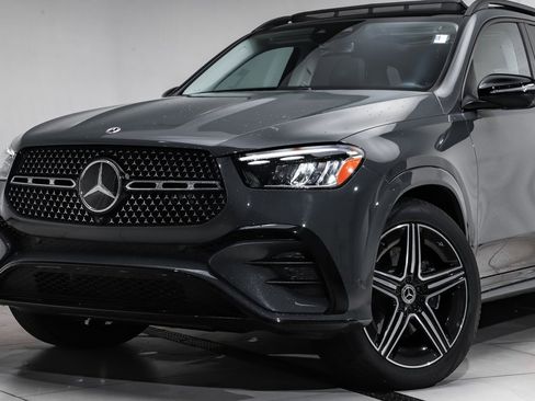 New 2025 Mercedes-Benz GLE 580 4MATIC image 2
