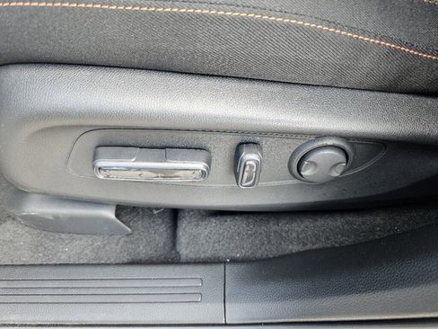 Certified 2025 Honda CR-V Sport image 18