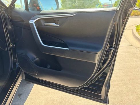 Used 2019 Toyota RAV4 Adventure AWD/4WD image 23