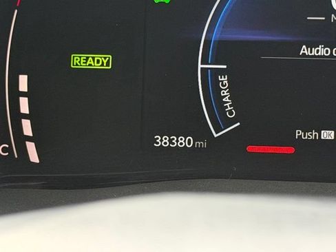 Used 2025 Toyota Camry LE FWD image 25