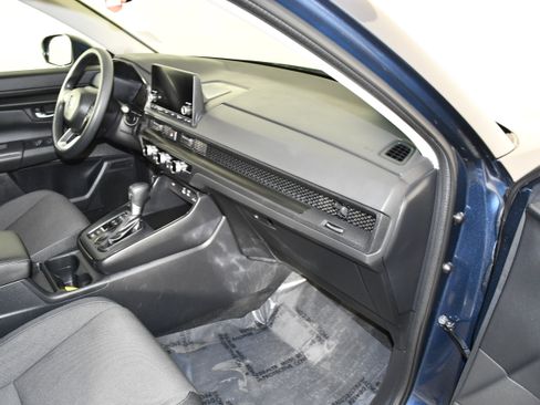 Certified 2024 Honda CR-V EX image 40