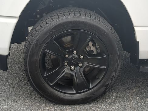 Used 2022 RAM 1500 Big Horn AWD/4WD image 10