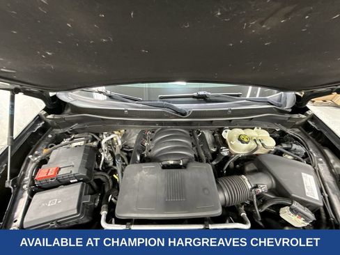 Used 2021 Chevrolet Suburban RST w/ Luxury Package image 39