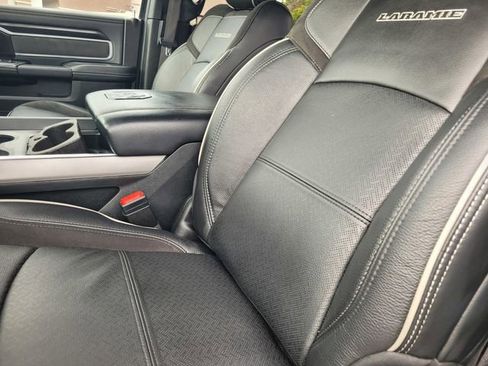 Used 2022 RAM 3500 Laramie image 11