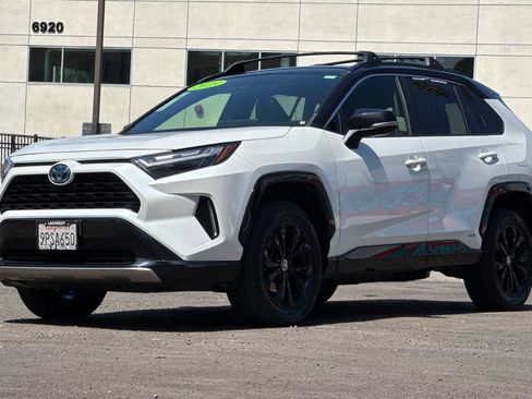 Used 2023 Toyota RAV4 XSE w/ XSE Grade Weather Package AWD/4WD image 8