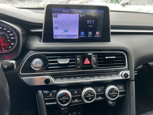 Used 2020 Genesis G70 2.0T w/ Prestige Package AWD/4WD image 16