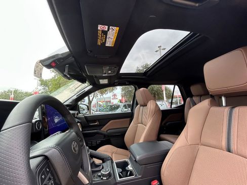 New 2026 Toyota 4Runner Limited AWD/4WD image 12