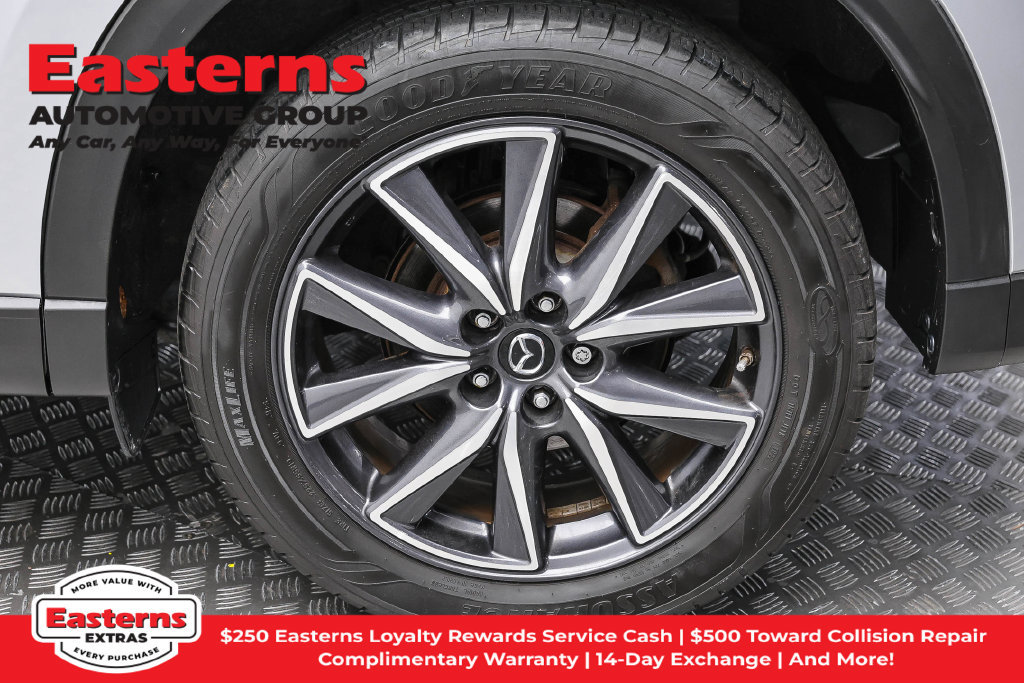 Used 2018 MAZDA CX-5 Touring w/ Preferred Equipment Package AWD/4WD image 9