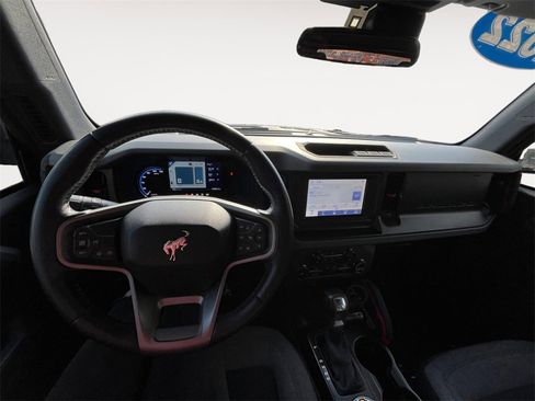 Used 2022 Ford Bronco Big Bend image 10