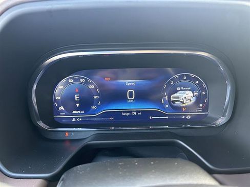 Certified 2024 Chevrolet Tahoe High Country AWD/4WD image 14