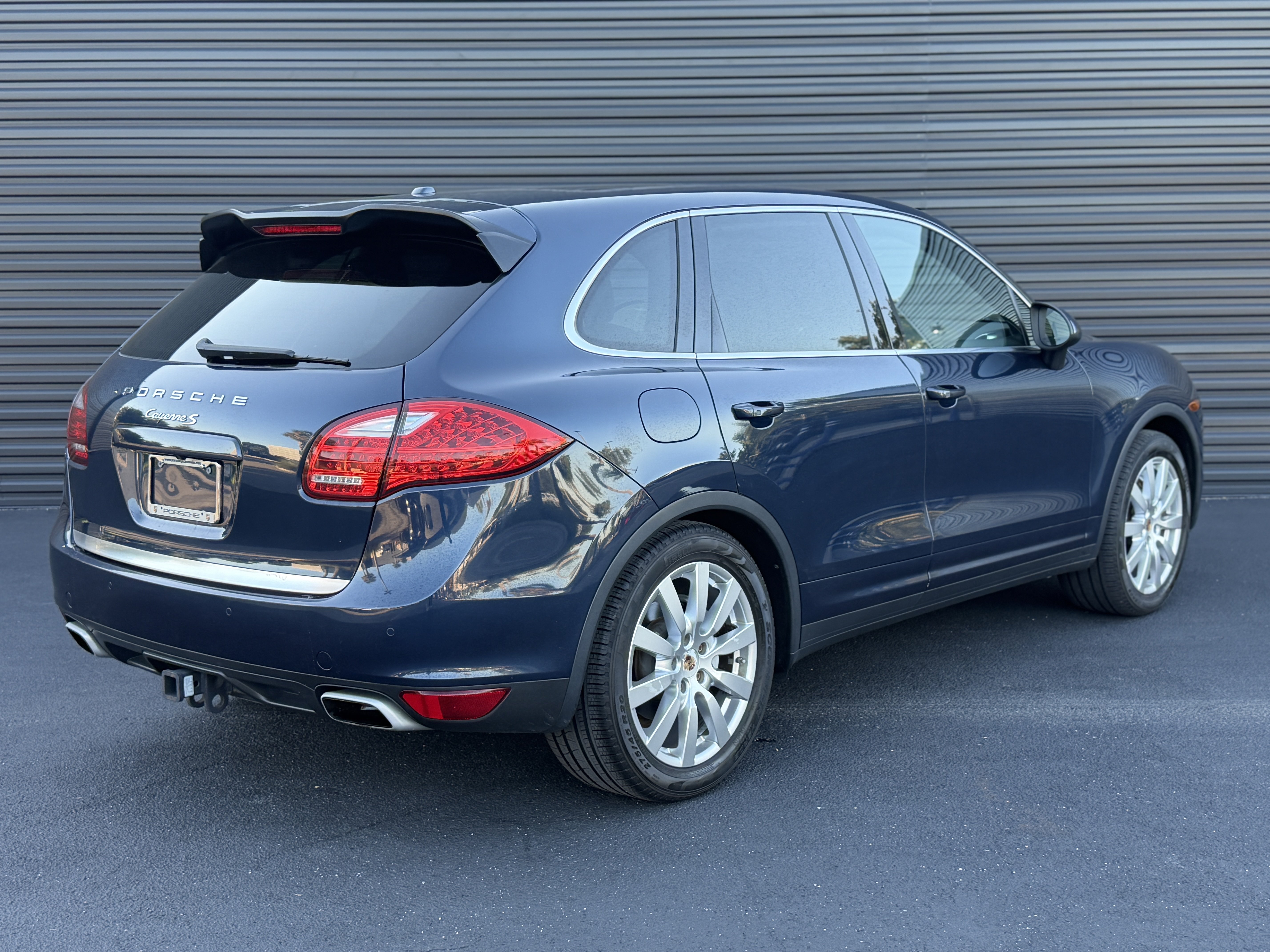 Used 2013 Porsche Cayenne S AWD/4WD image 10
