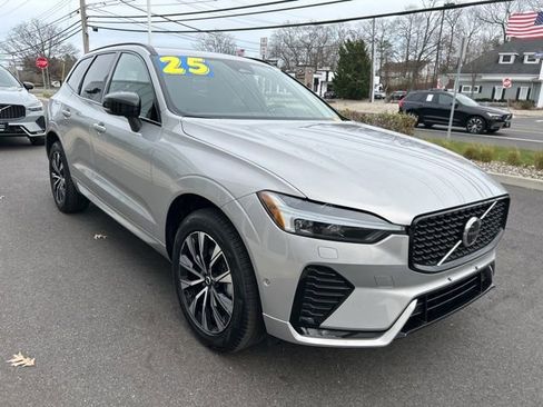 Certified 2025 Volvo XC60 B5 Plus AWD/4WD image 6