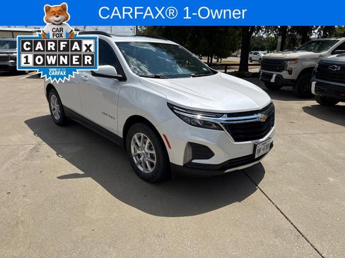 Used 2022 Chevrolet Equinox LT FWD image 2
