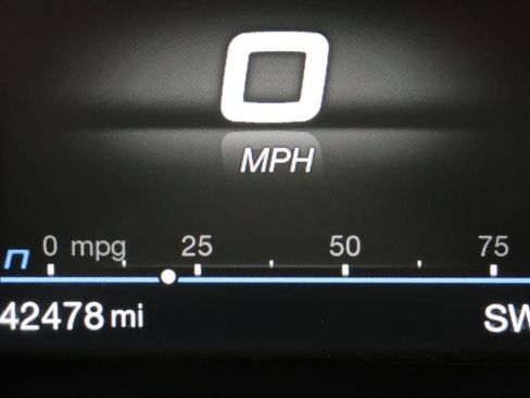 Used 2021 Alfa Romeo Stelvio Ti w/ Nero Edizione image 19