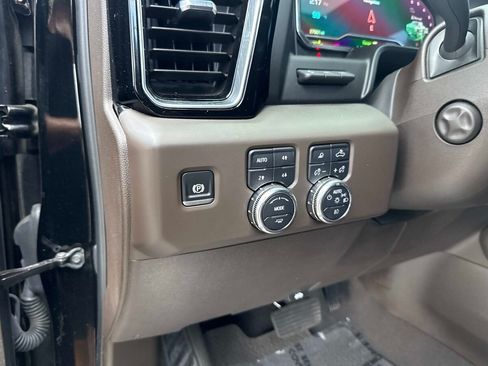 Used 2025 GMC Sierra 1500 Denali w/ Technology Package AWD/4WD image 20