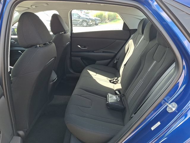Certified 2023 Hyundai Elantra SEL w/ Convenience Package FWD image 10