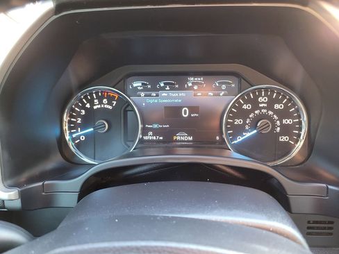 Used 2018 Ford F150 Lariat w/ Equipment Group 502A Luxury image 28