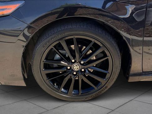 Used 2023 Toyota Camry XSE image 11