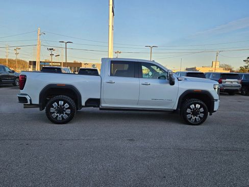 Used 2024 GMC Sierra 2500 Denali w/ Denali Reserve Package image 7