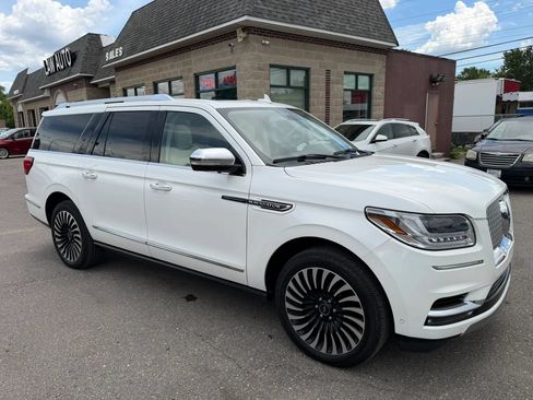 Used 2021 Lincoln Navigator L Black Label AWD/4WD image 9