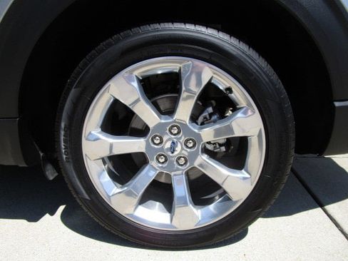 Used 2020 Ford Explorer Platinum AWD/4WD image 10