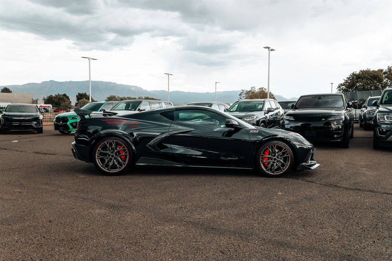 Used 2023 Chevrolet Corvette Stingray Premium Cpe w/ Z51 Performance Package RWD image 8