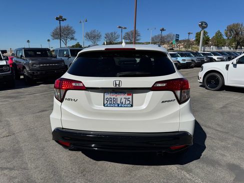 Used 2022 Honda HR-V Sport image 8