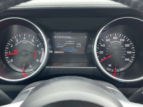 Used 2019 Ford Mustang Coupe w/ Black Accent Package RWD image 23