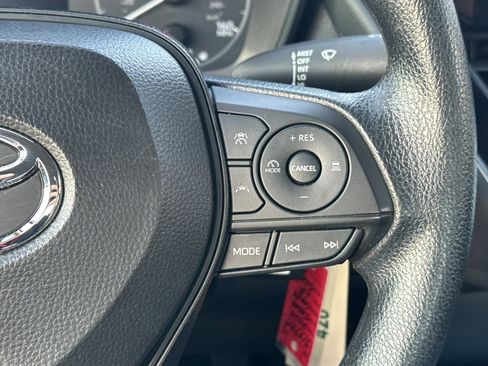 Certified 2024 Toyota Corolla LE image 28