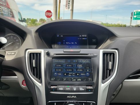 Used 2016 Acura TLX V6 FWD image 20