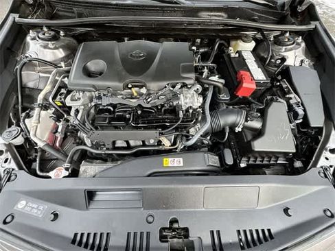 Used 2024 Toyota Camry SE image 23