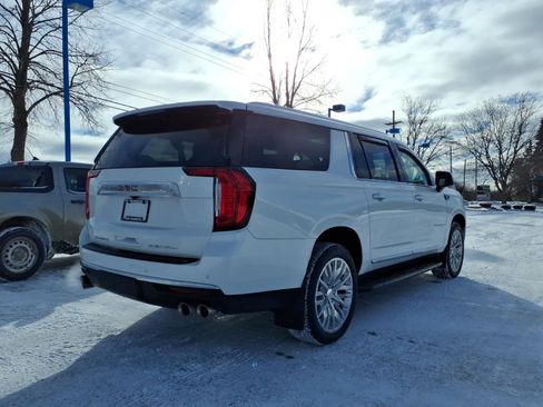 Certified 2023 GMC Yukon XL Denali image 7