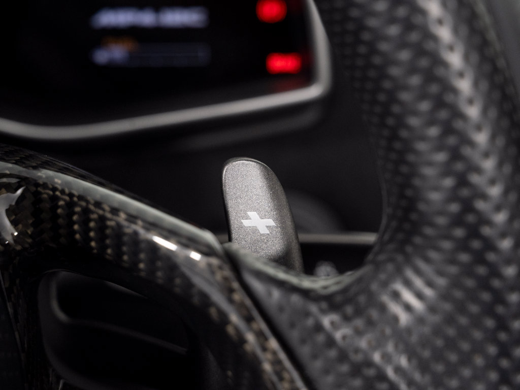 Used 2013 McLaren MP4-12C Spider RWD image 21