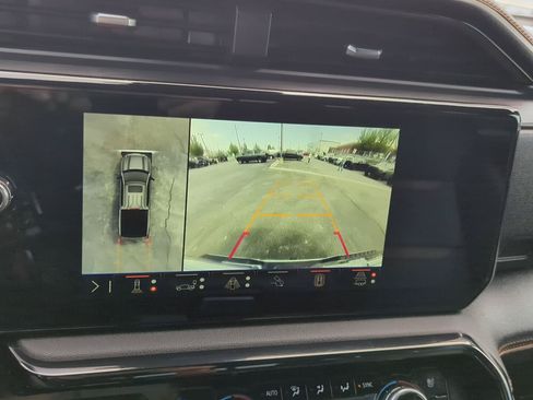 Used 2025 GMC Sierra 1500 AT4 w/ AT4 Preferred Package AWD/4WD image 19