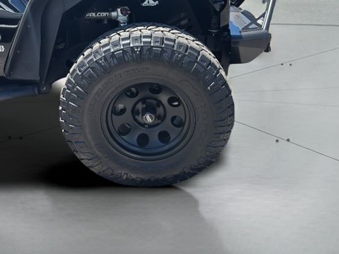 Used 2019 Jeep Wrangler Sport AWD/4WD image 34