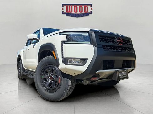 New 2026 Nissan Frontier PRO-4X w/ Pro-4x Convenience Package image 4