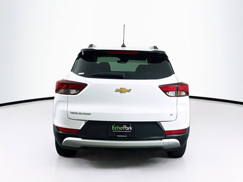 Used 2025 Chevrolet TrailBlazer LT FWD image 7