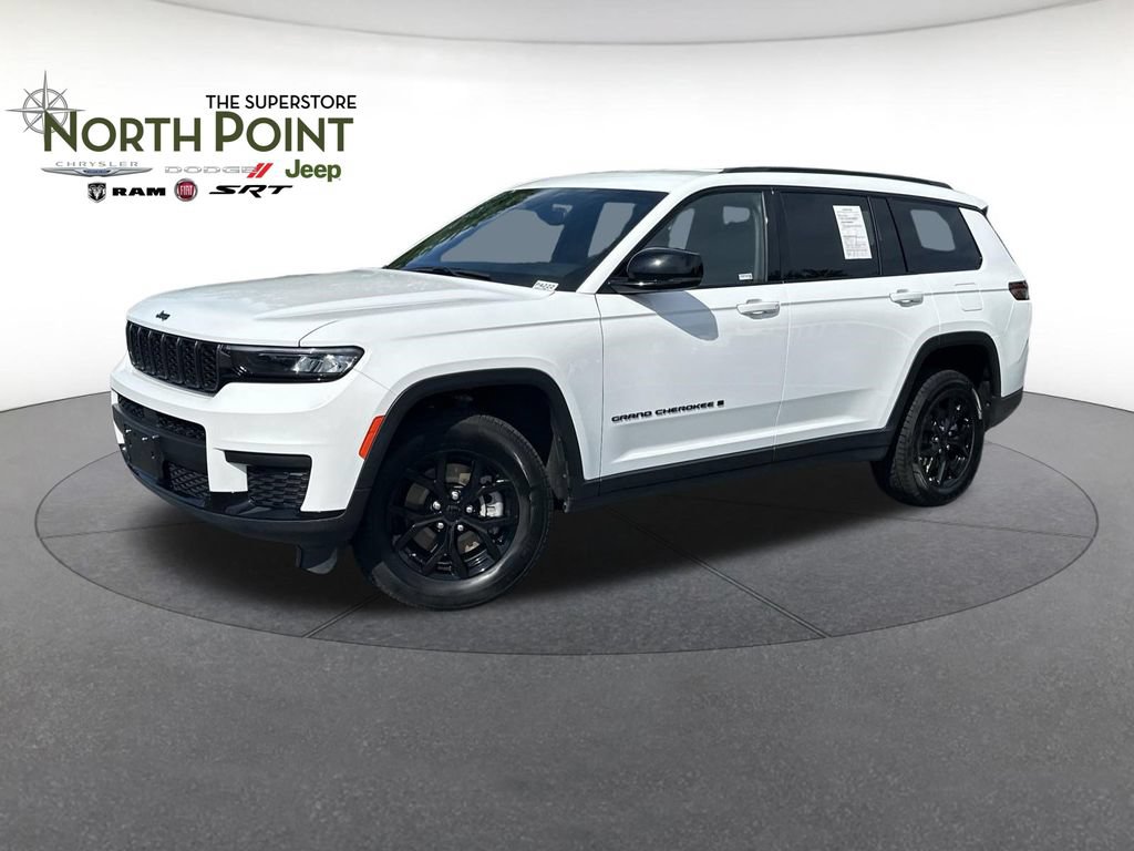 Certified 2024 Jeep Grand Cherokee L Laredo AWD/4WD image 1