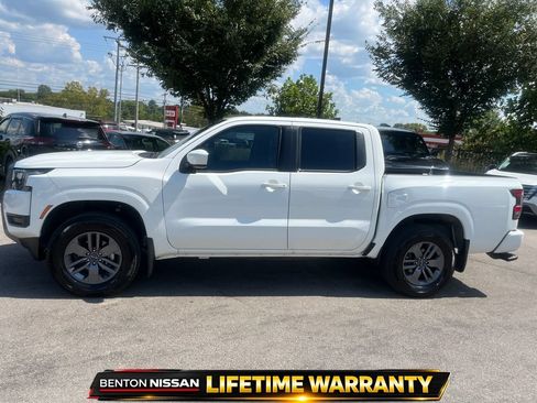Certified 2026 Nissan Frontier SV w/ All-Weather Content Package AWD/4WD image 5