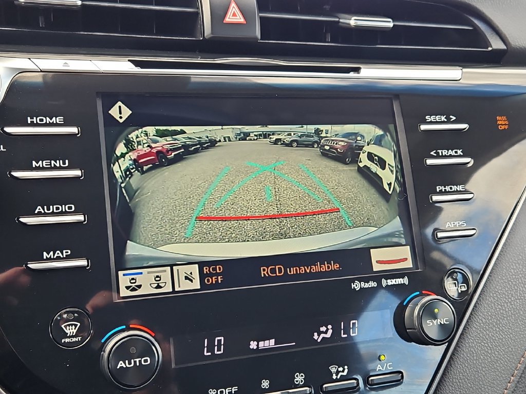 Used 2020 Toyota Camry XLE FWD image 15