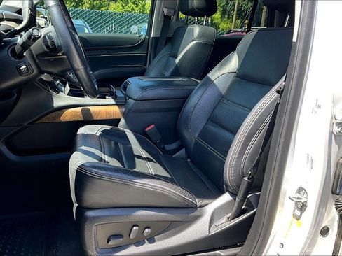 Used 2020 GMC Yukon Denali w/ Denali Ultimate Package AWD/4WD image 18
