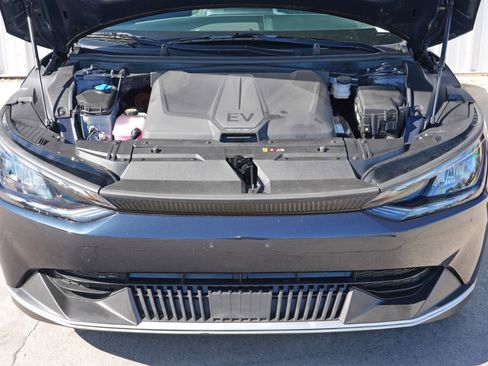 Used 2022 Kia EV6 Light image 7