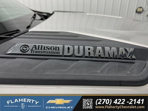 Used 2022 Chevrolet Silverado 2500 W/T AWD/4WD image 18