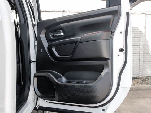 Used 2024 Nissan Titan PRO-4X w/ Pro-4x Convenience Package image 54