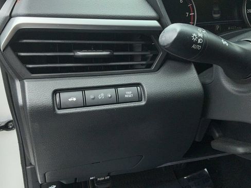 Used 2020 Nissan Altima 2.5 SR FWD image 28