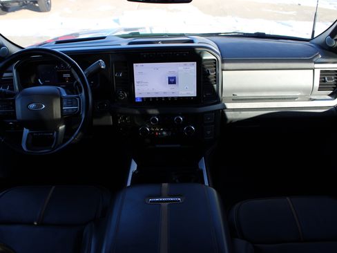 Used 2024 Ford F350 Platinum w/ FX4 Off-Road Package image 21