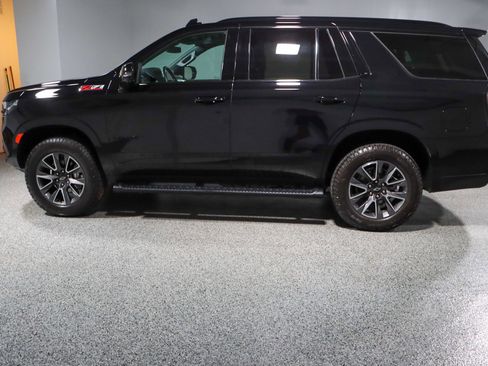 Used 2023 Chevrolet Tahoe Z71 w/ Luxury Package image 10